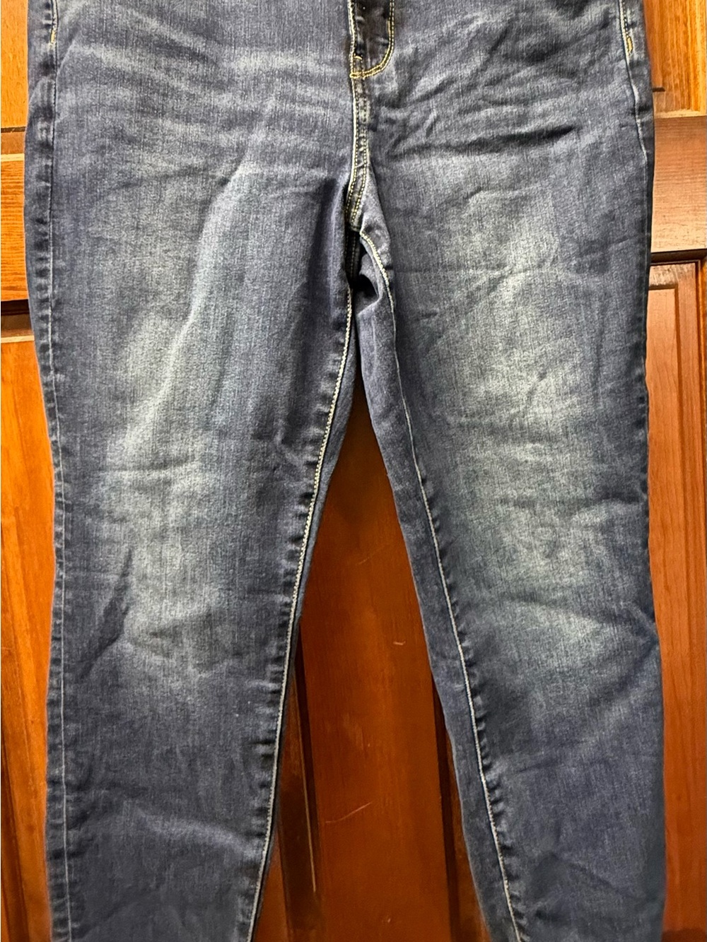 American Eagle Outfitters Slim Straight Jeans in Blue Wash